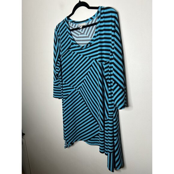 Woman Within Short Sleeve Asymmetrical Striped Top Blue Plus Size 1X 22/24 - Picture 4 of 10